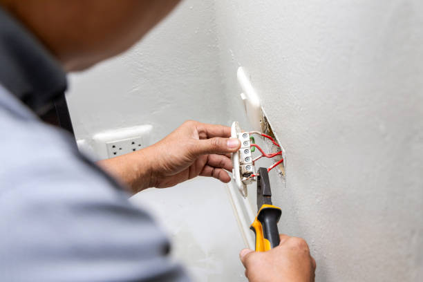 Best Emergency Electrical Repair  in Glenwood, MN
